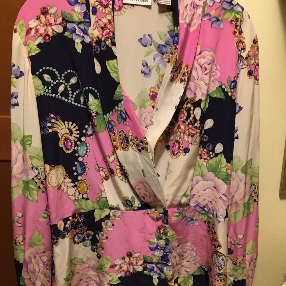 Dana Buchanan Ladies Silk Blouse size 6